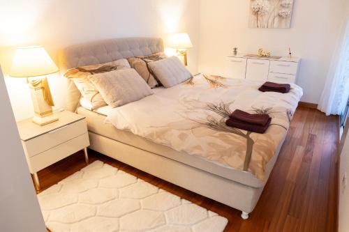 Les Delices Apartment | Luxueux appartement de 6 pièces en centre ville