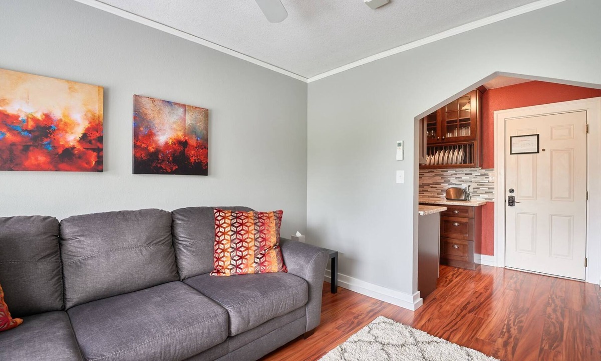 Newberg Apartment | Luxurious 1-Bedroom in Downtown Newberg - Suite #3