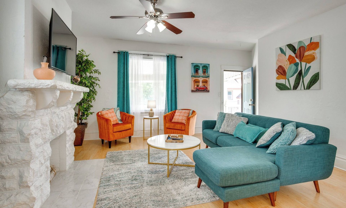 North Hyde Park Apartment | Luxurious 2BR Kansas City Condo Near Downtown