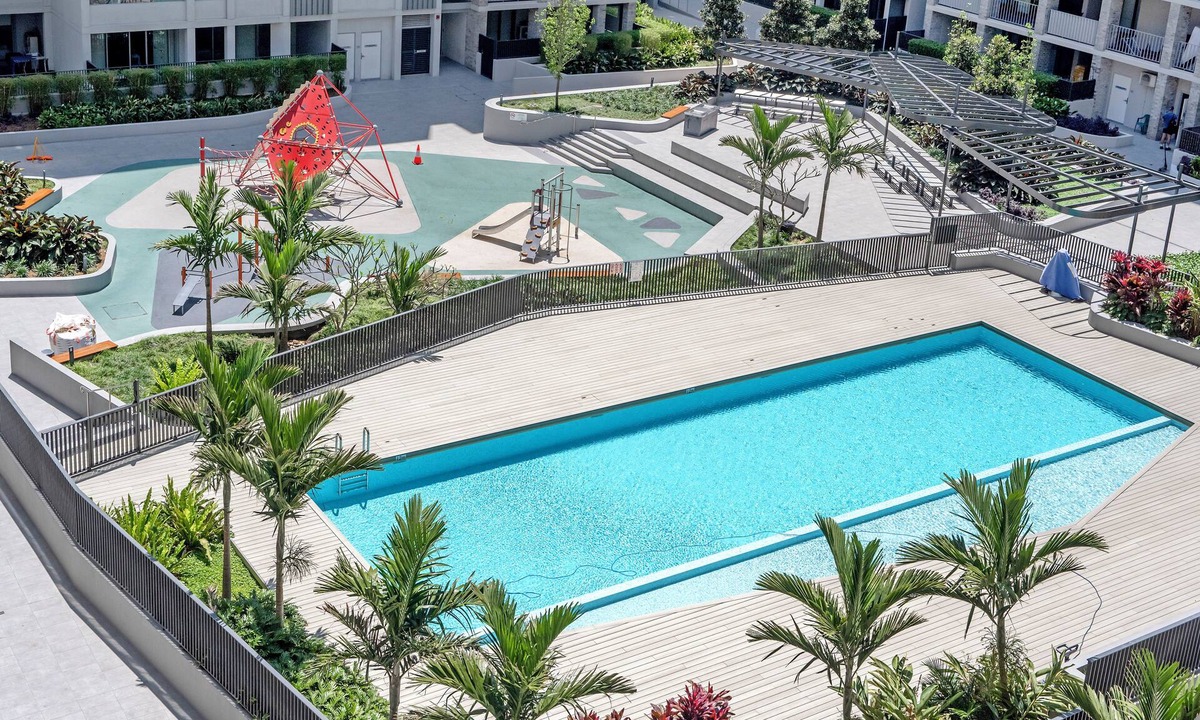 Lidcombe Apartment | Luxurious 4-Bedroom Apartmentnn