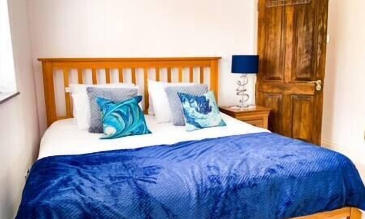 Reading House | Luxurious 5 Bed Property!