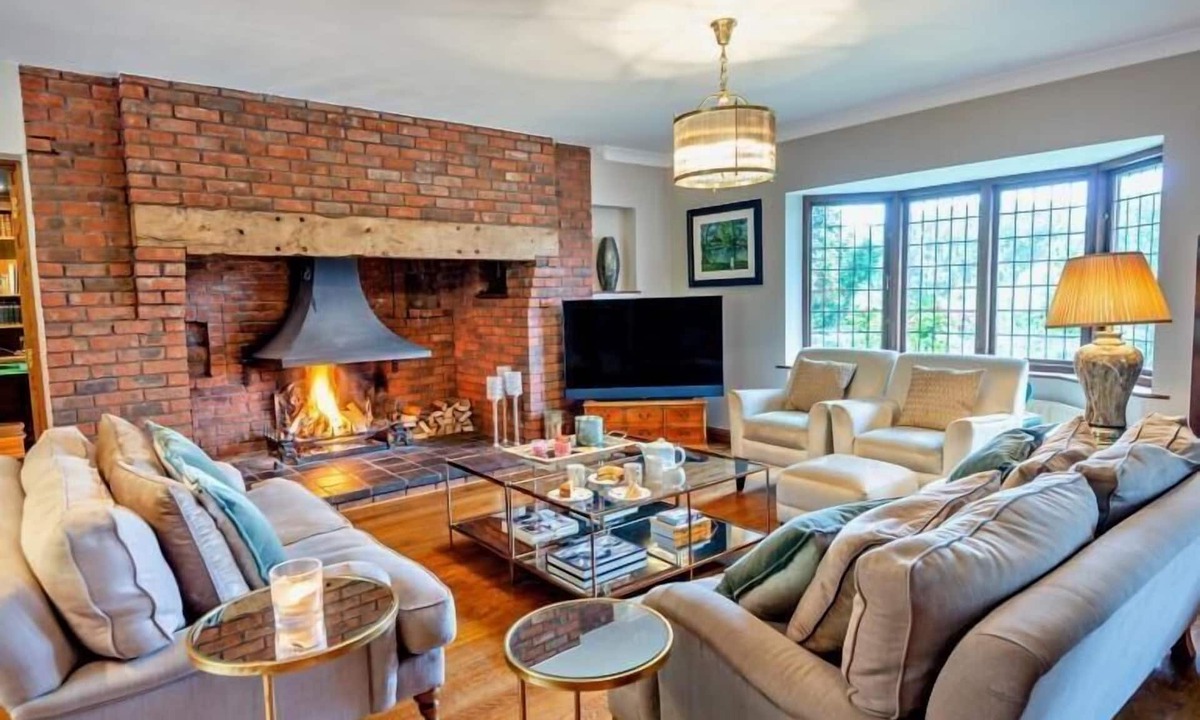Cookham Dean House | Luxurious 5 Bedroom House in Cookham near Marlow