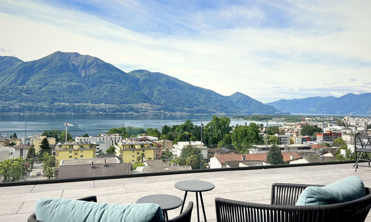 Minusio Apartment | Luxurious 5-Star Apartment with Exceptional Lake and Mountain Views in Minusio