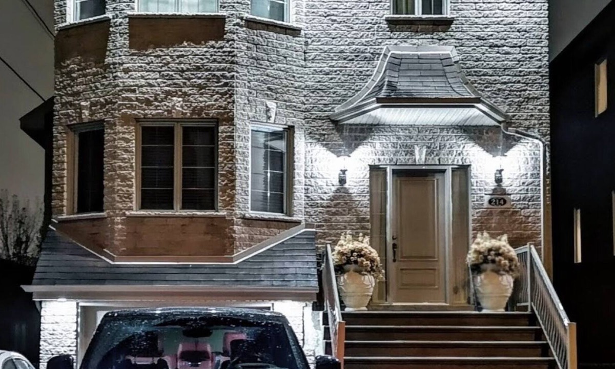 Laval House | Luxurious all-inclusive basement 5 minutes from the Gare de Vimont, Laval.