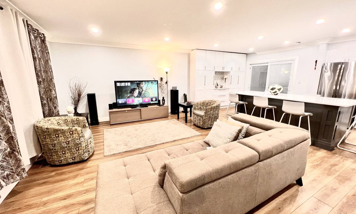 Woodstock House | Luxurious and Comfortable Home