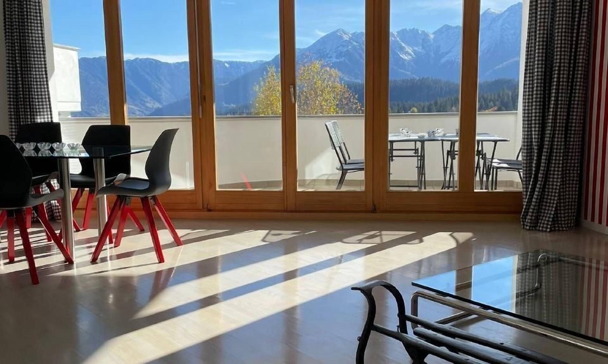 Flims Apartment | Luxurious apartment with access to ski slope