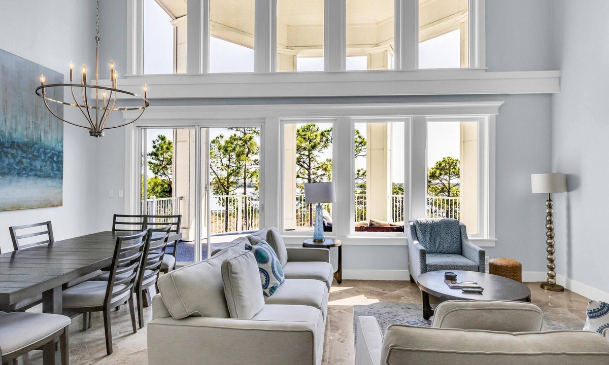 Baytowne Wharf Condo | Luxurious Bayfront Penthouse w/Stunning Views