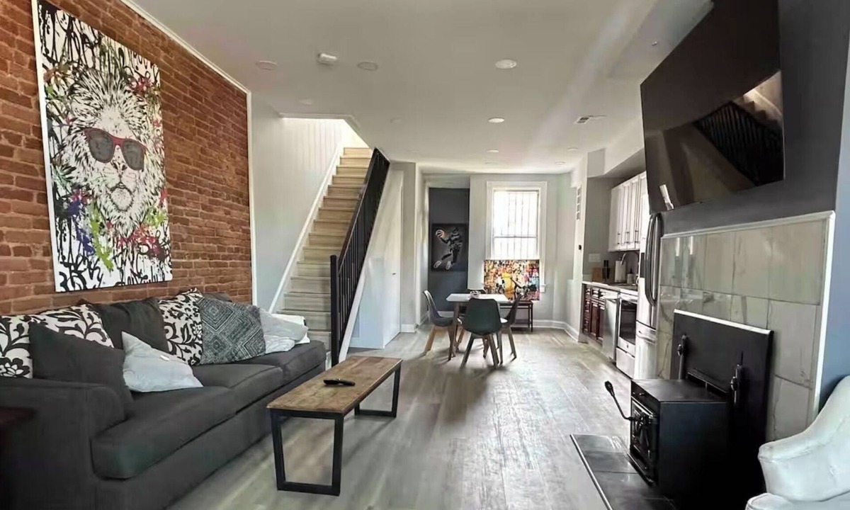 H Street Corridor House | Luxurious Capitol Hill Home - 2BR/2.5B