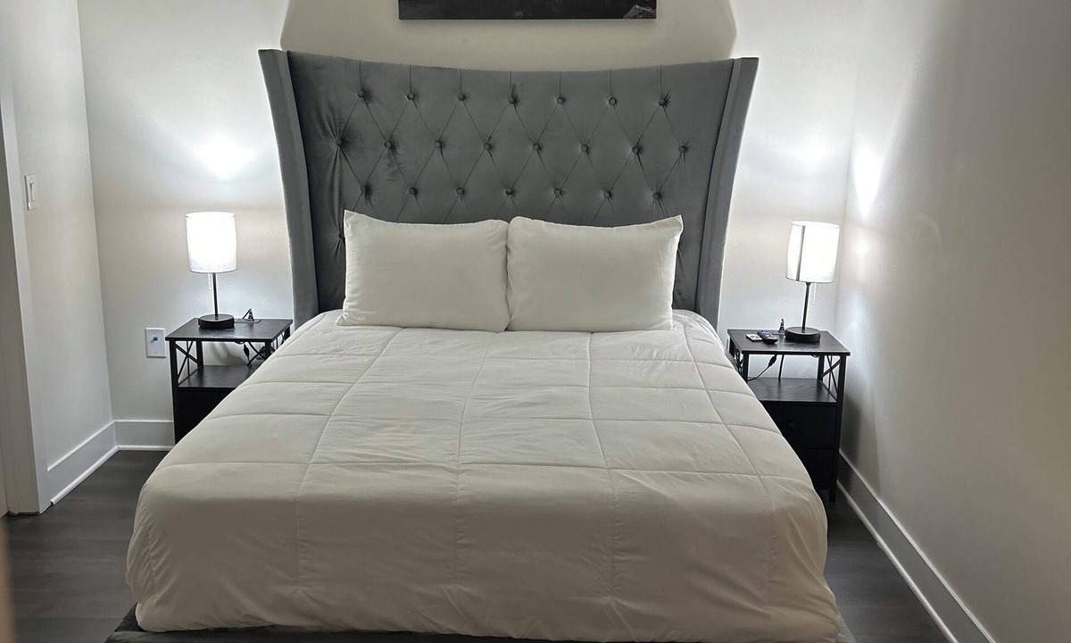 Midtown Condo | Luxurious Condo Midtown Atlanta