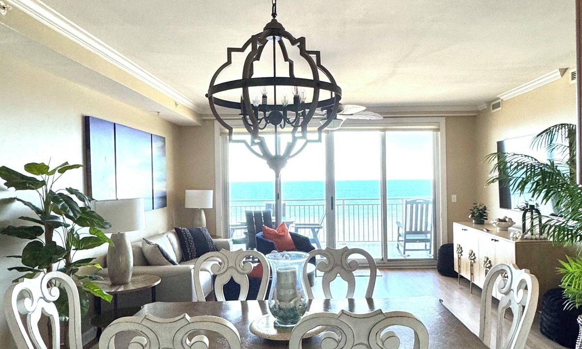Jacksonville Beach Condo | Luxurious Dolphin Heaven on the 10th floor