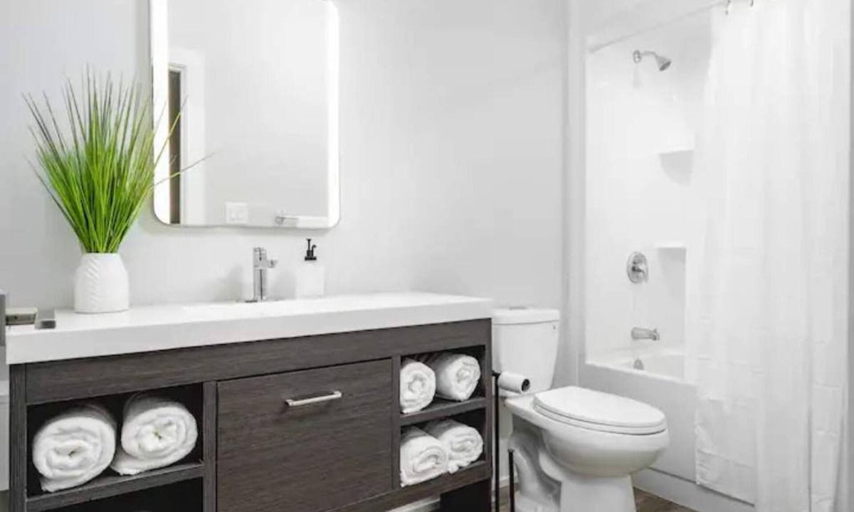 Welland House | Luxurious Escape