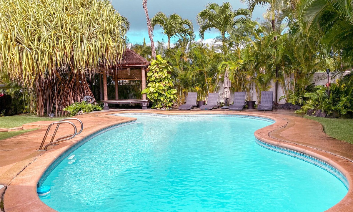 Portlock Villa | Luxurious Hawaiian Villa Oasis