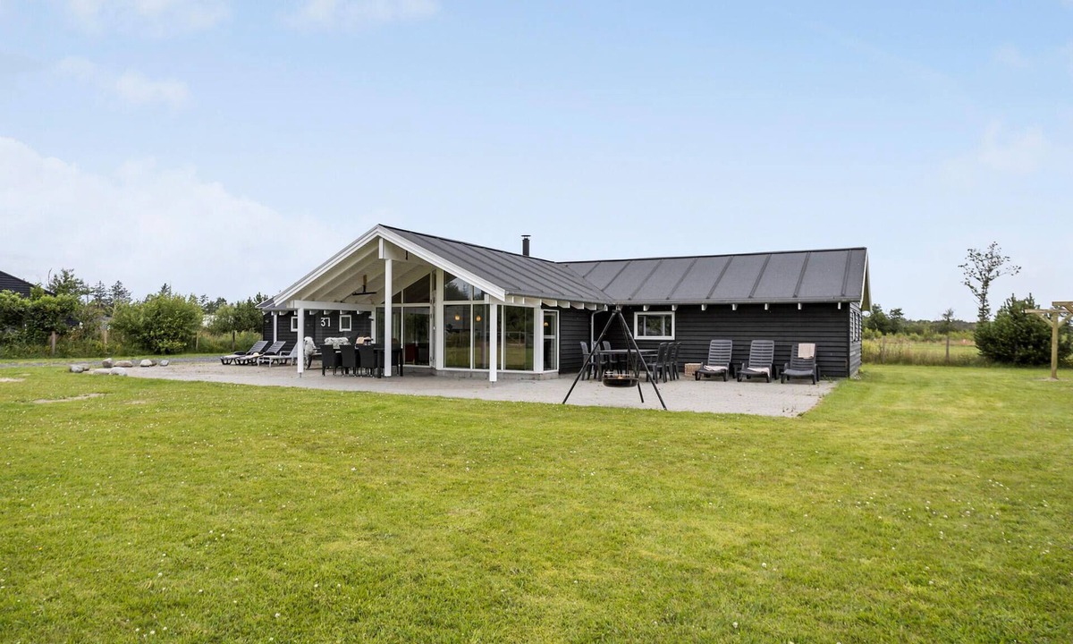 Aalbaek House | Luxurious home in ålbæk with sauna