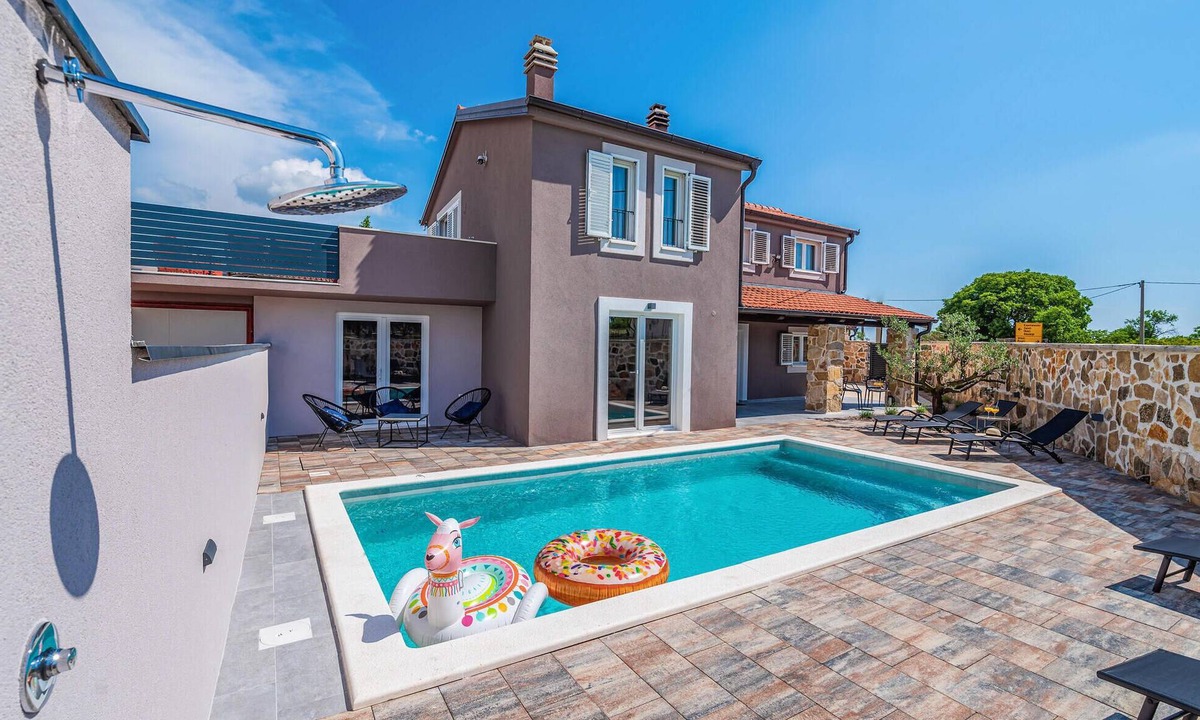 Benkovac House | Luxurious home in Benkovac