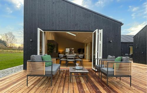 Karrebksminde House | Luxurious Home In Karrebæksminde With Wifi