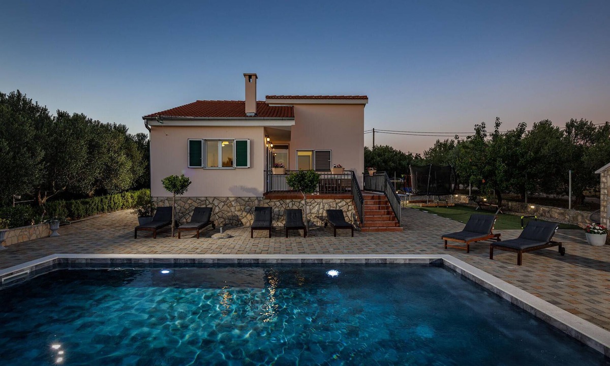 Polaca House | Luxurious home in Polaca