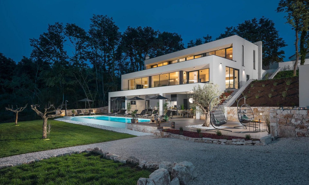 Zminj House | Luxurious home in Zminj with sauna