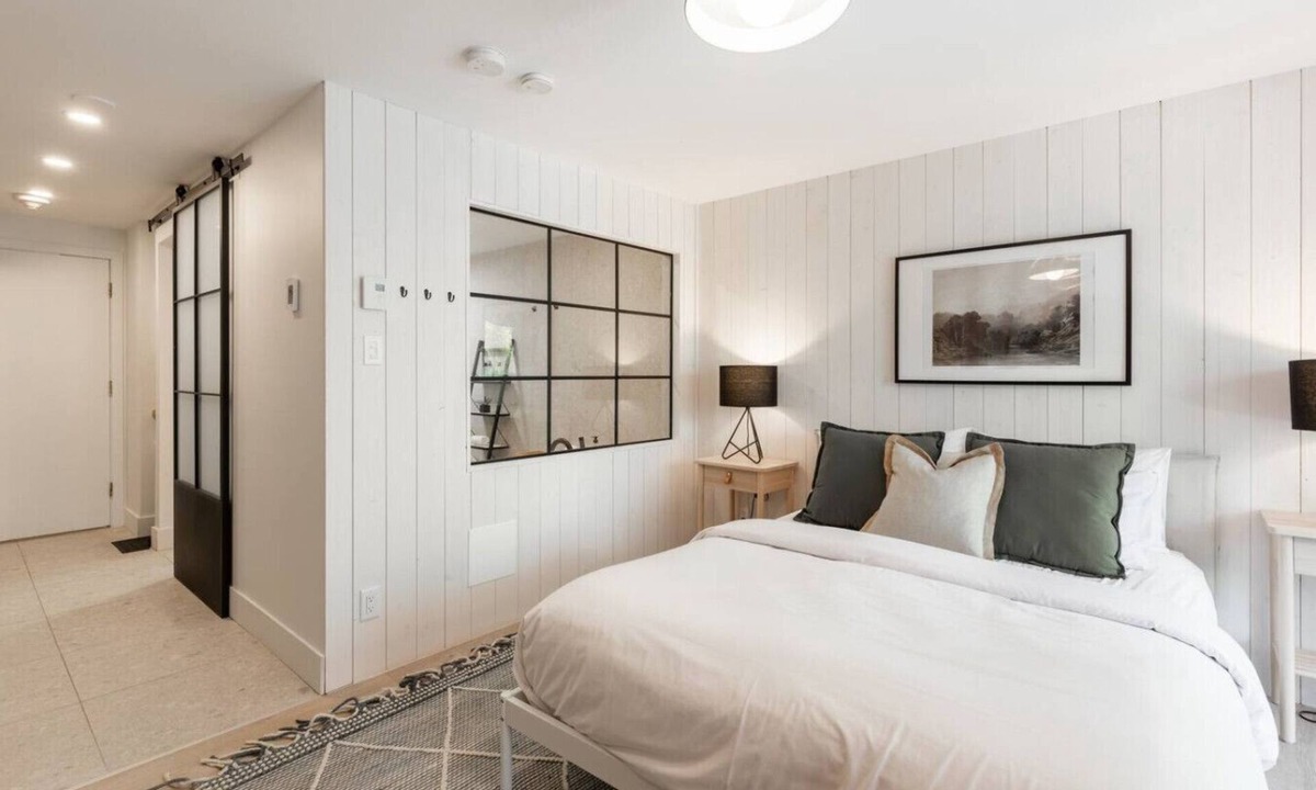 Mont-Tremblant Village Apartment | Luxurious & Modern Tremblant Loft+ Pool&Spa Access