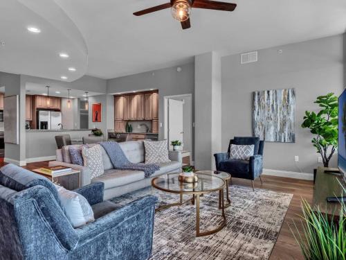 South Eola Apartment | Luxurious Penthouse with large patio
