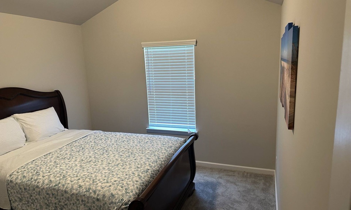 Fayetteville House | Luxurious Relaxation