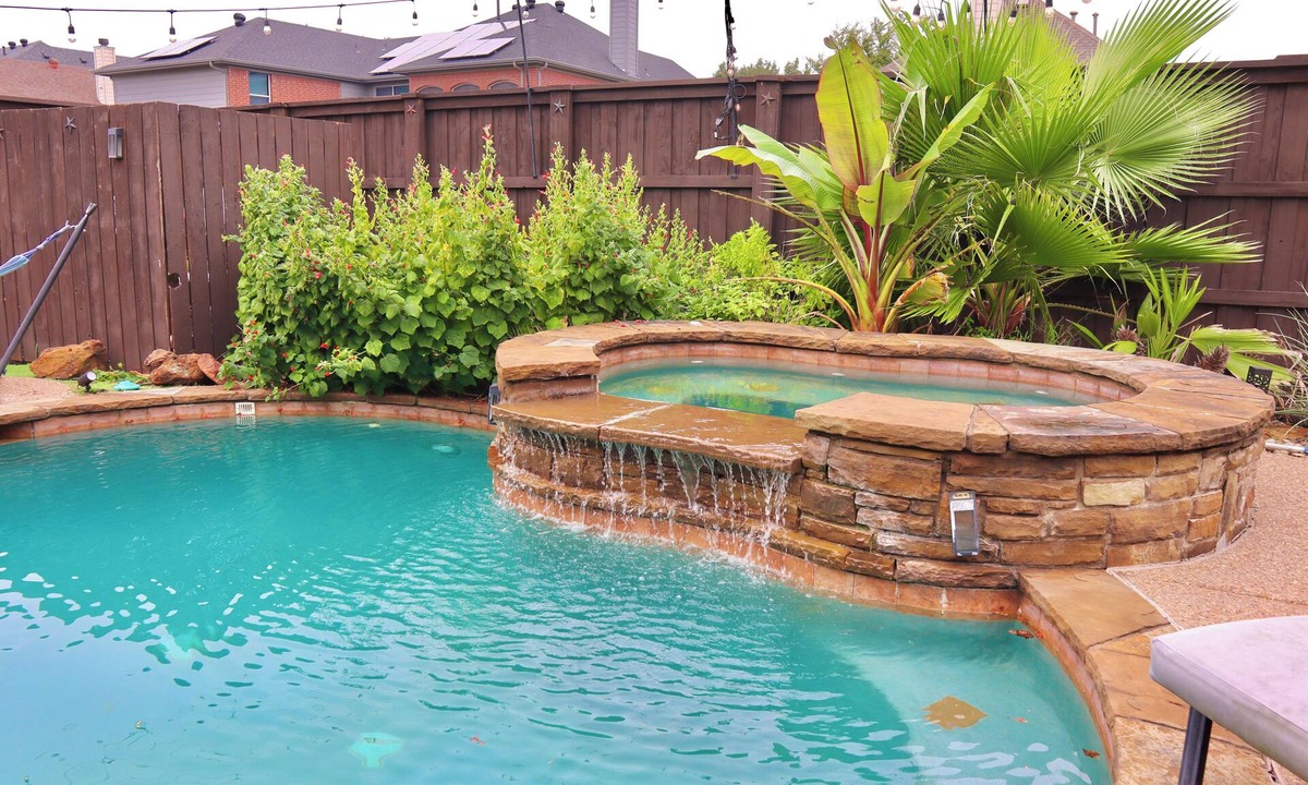 Frisco Villa | Luxurious Retreat:Heated Pool, Hot Tub Media R, Minutes from Universal Kids Park