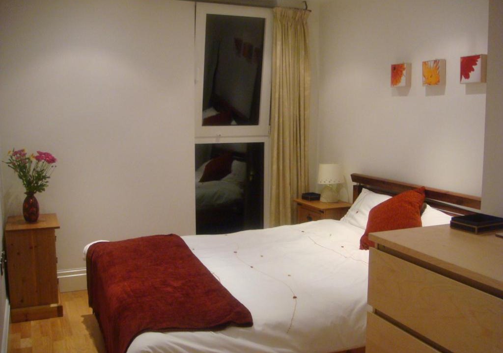 Sands End Apartment | Luxurious River View 2 Bedroom Apartment