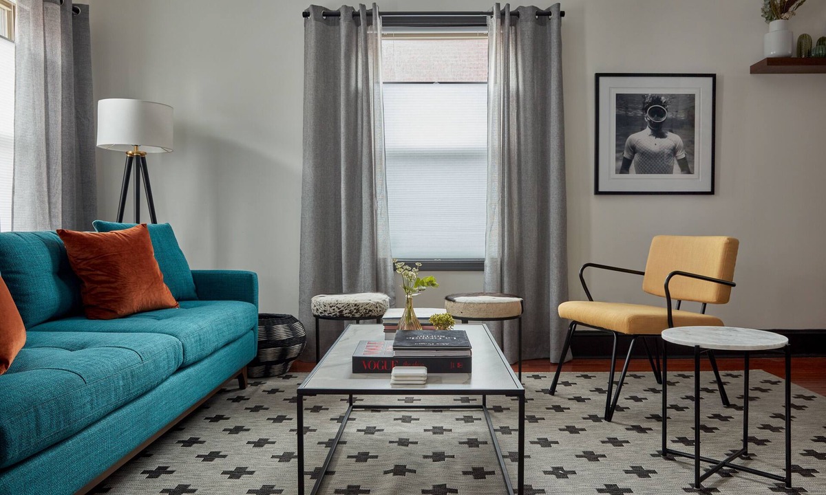 Newbold House | Luxurious! Roof Top! Sleeps 3-14!