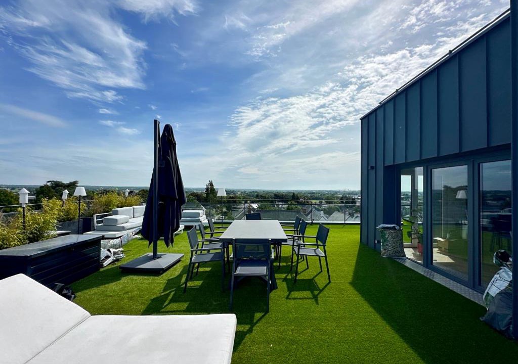 Noyal-sur-Vilaine Apartment | Luxurious rooftop - 10mins from Rennes
