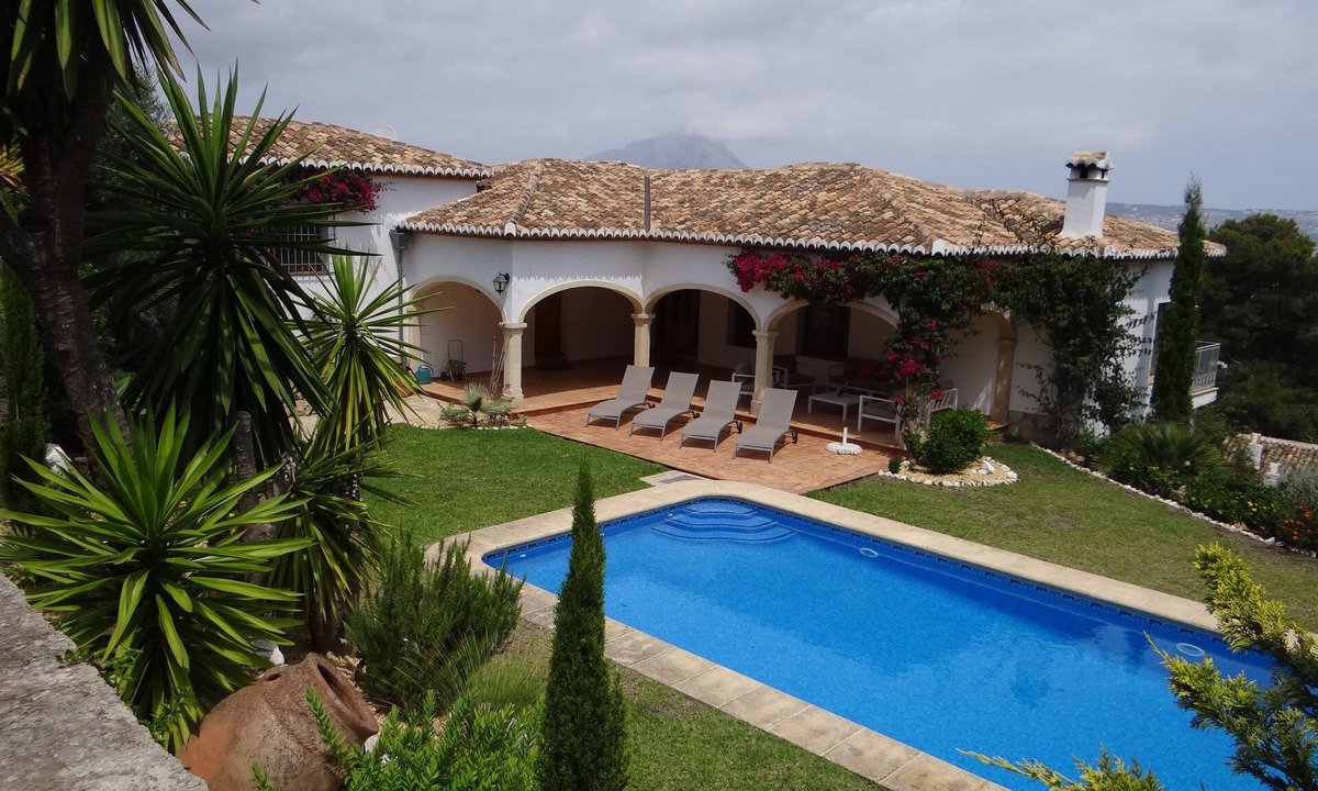 Javea Villa | LUXURIOUS SEA VIEW VILLA IN THE TOSALET AREA