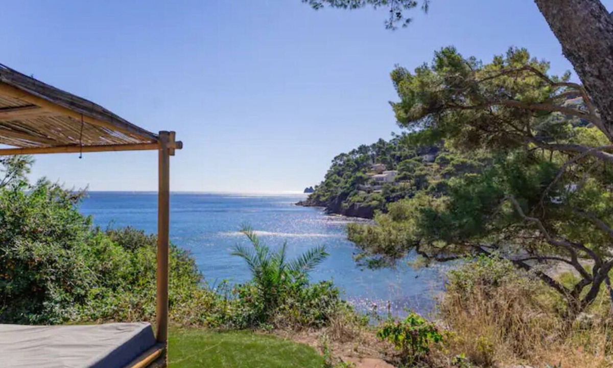 La Seyne-sur-Mer Villa | Luxurious seaside villa