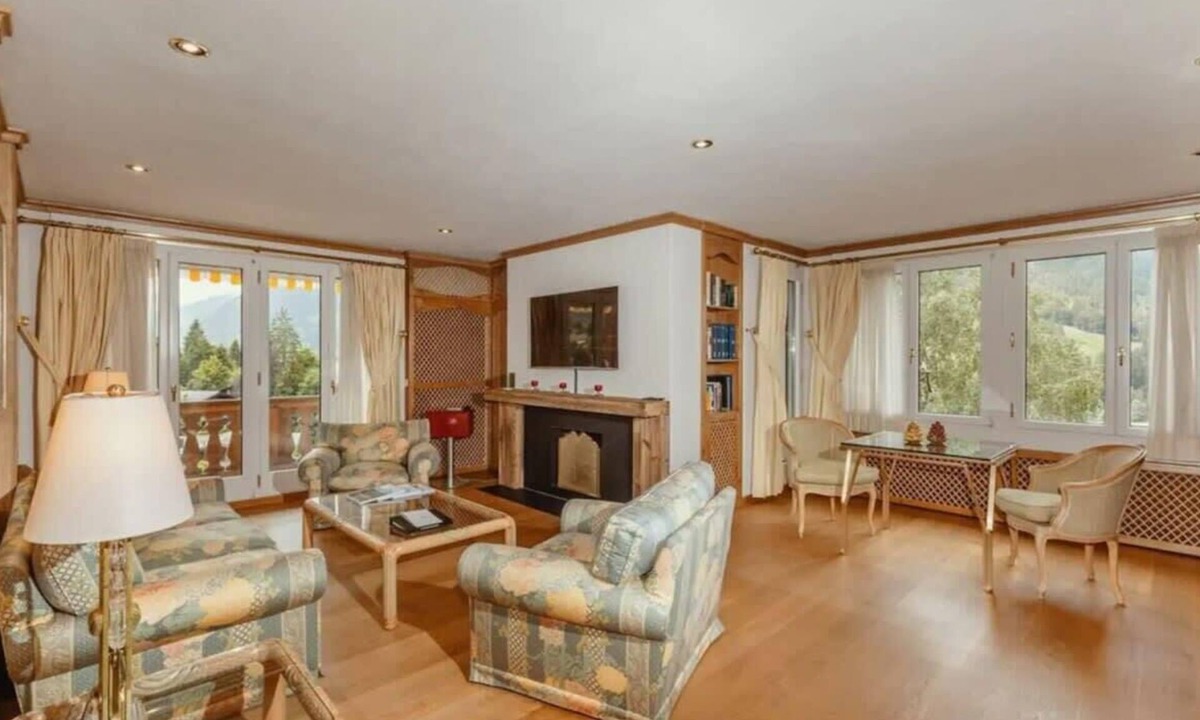 Gstaad Apartment | Luxurious serviced Flat in TOP 5 Star Park Hotel