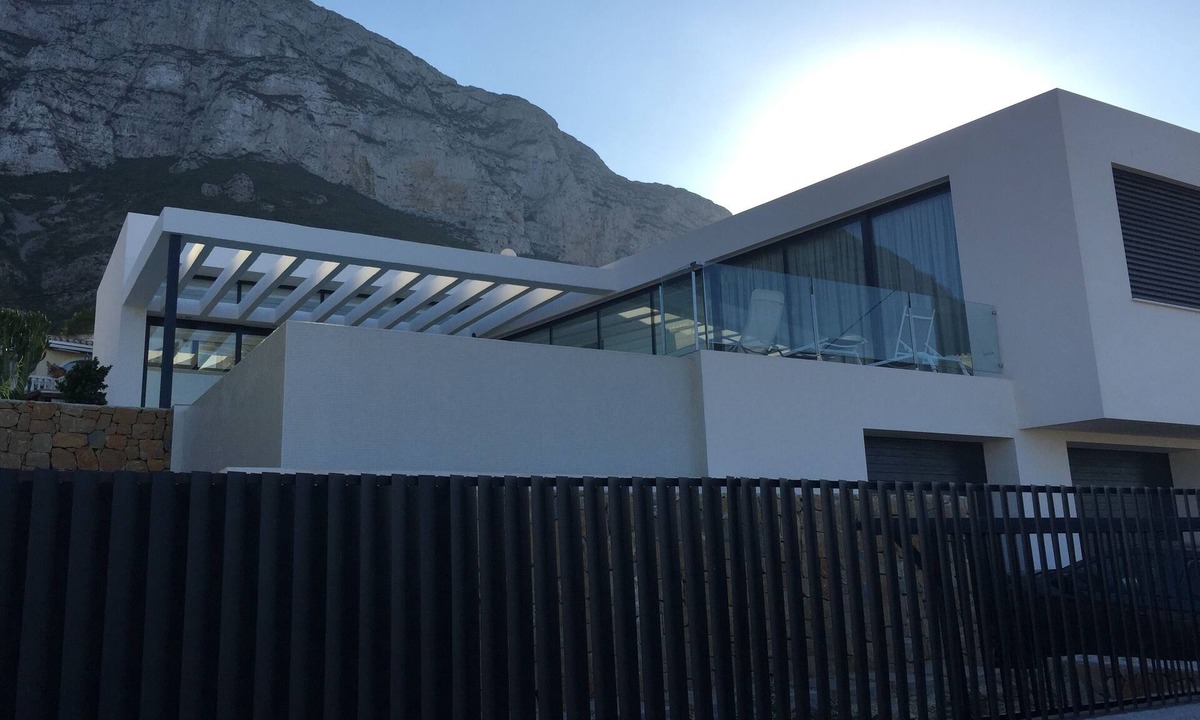 Denia Villa | luxurious, state-of-the-art villa with beautiful views