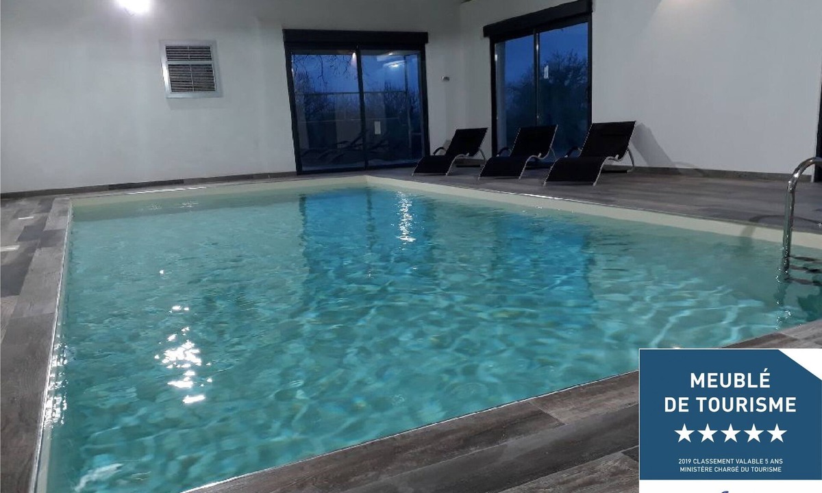 Baud Cottage | Luxurious traditional house – Pool (private interior heated)