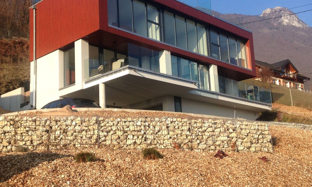 Le Bourget-du-Lac Villa | Luxurious Villa Overlooking Lac Bourget