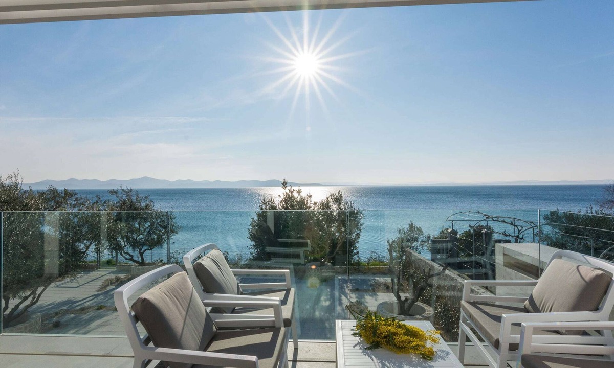 Kozino Villa | Luxurious Villa in Kozino With Fenced Garden