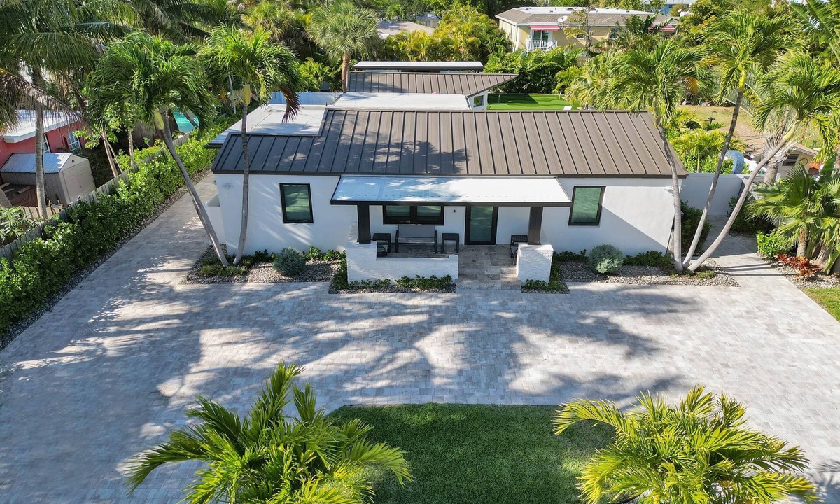 Deerfield Beach House | Luxurious Villa in Deerfield Beach