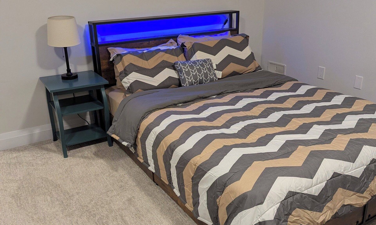 Kitchener Apartment | Luxurious Walk out Basement