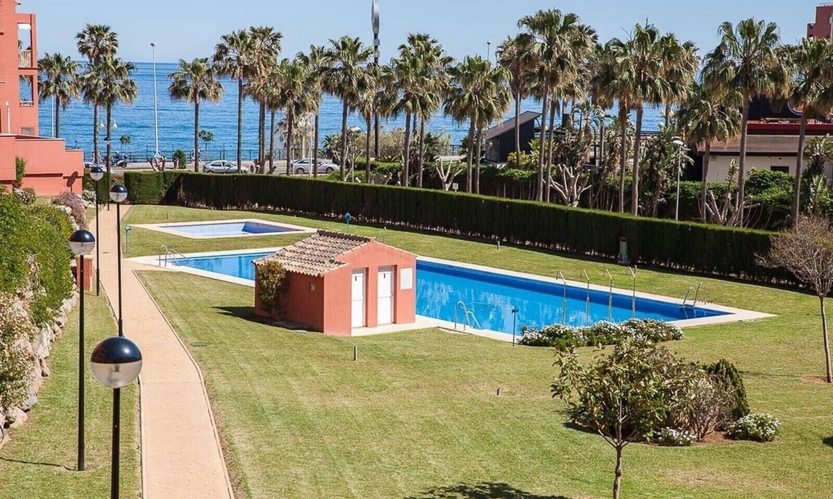 Torrequebrada Apartment | Luxury 100m² Sea View Apartment with Pool, Wi-Fi & Terrace