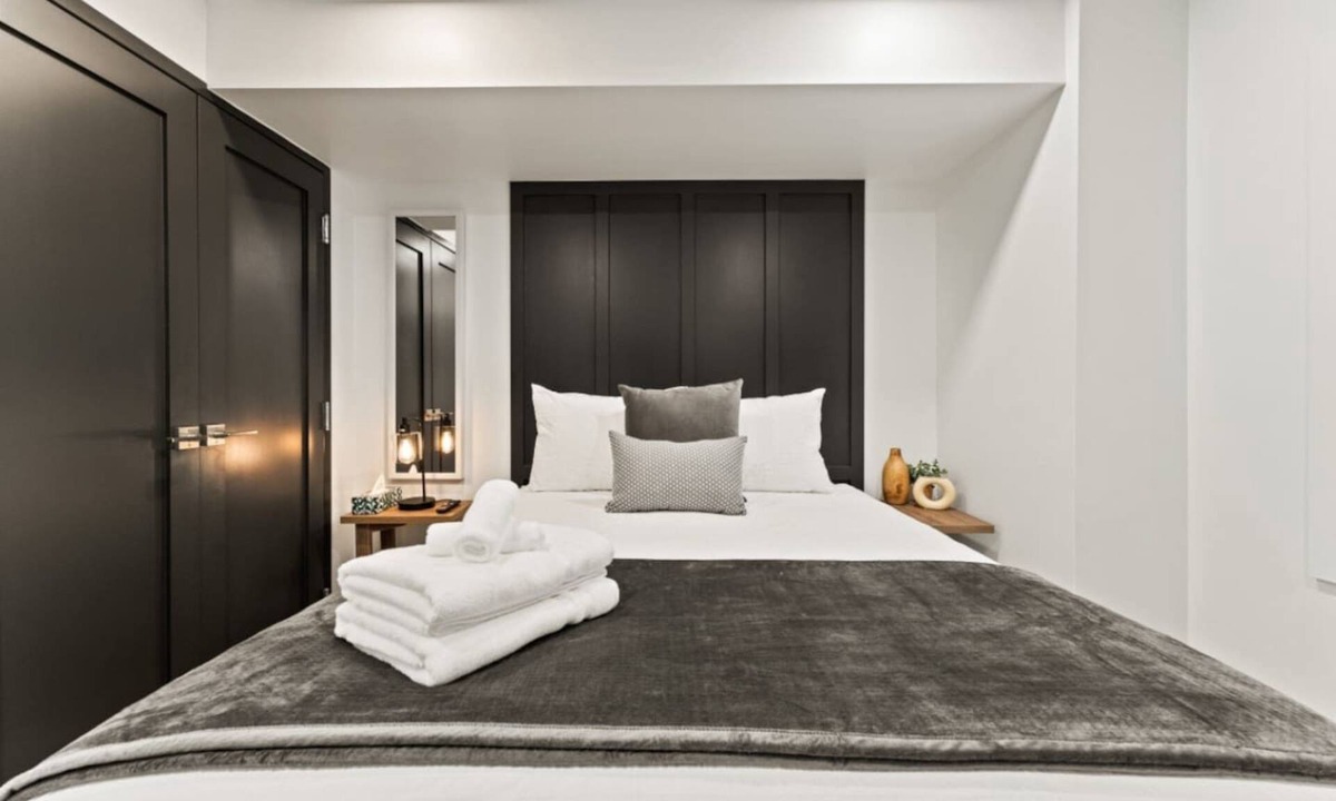 Ruthven Condo | Luxury 171-6 Condos with Magnificent Lakeview