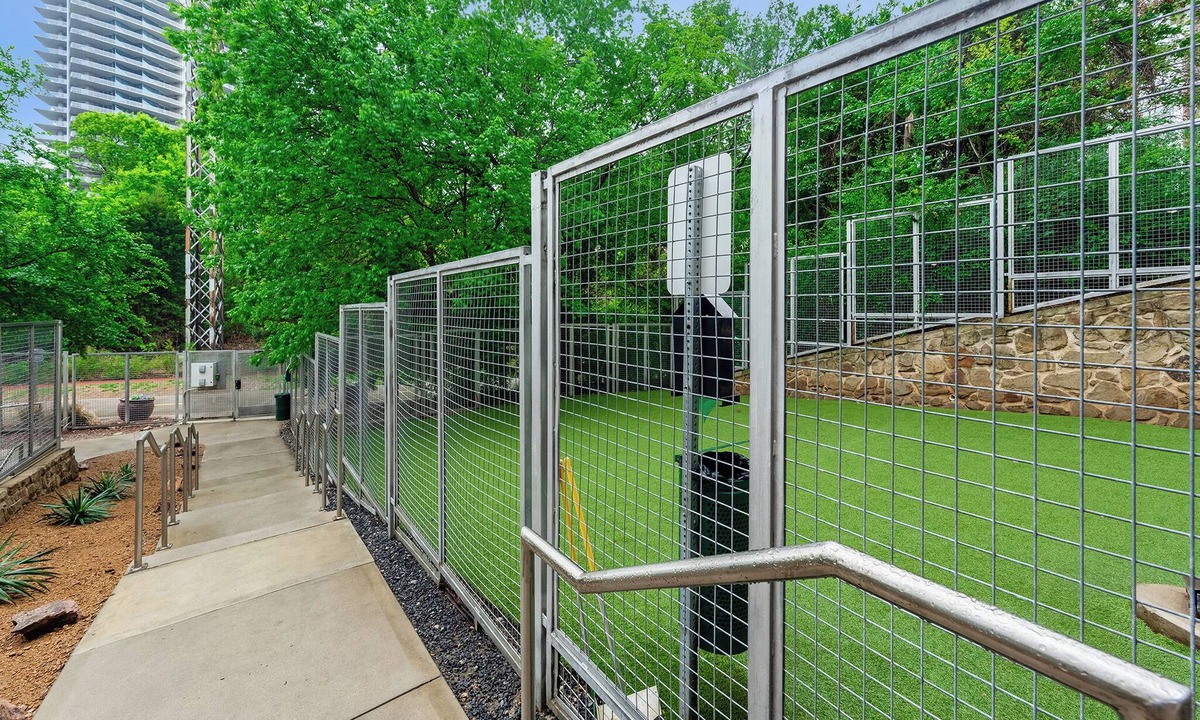 Uptown Apartment | Luxury 1BD/1BA Uptown Dallas