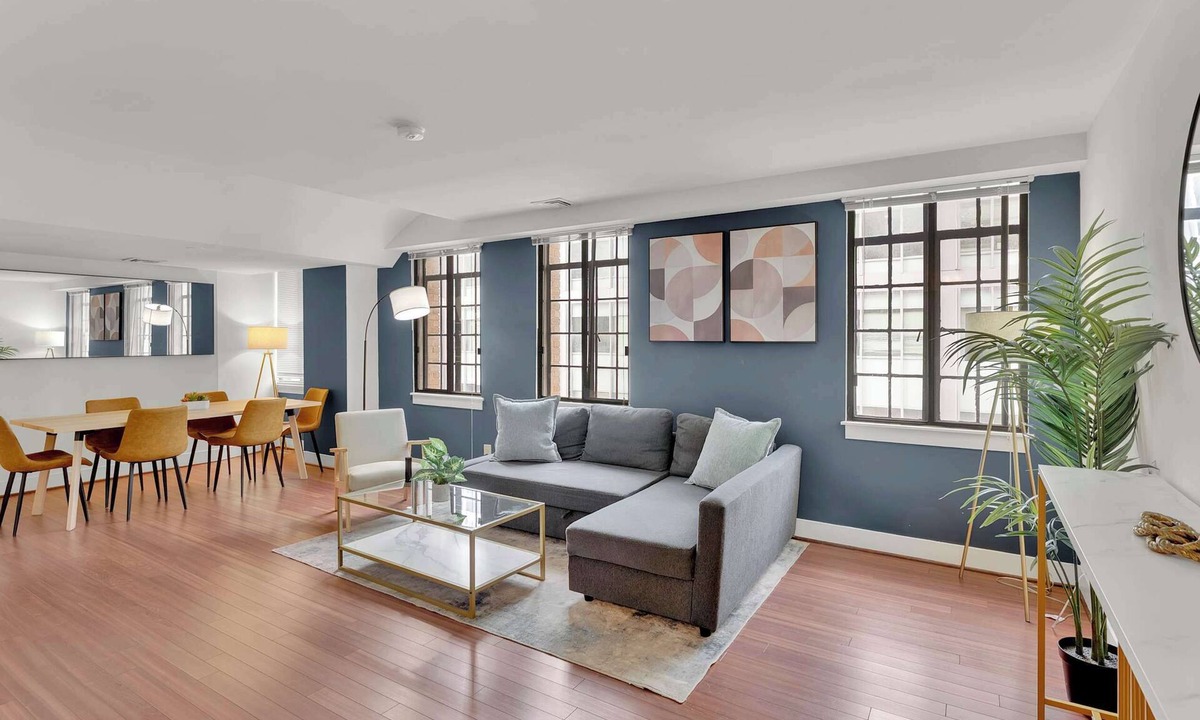 Center City Apartment | Luxury 1BD | Center City | 2 Beds | By JFK plaza