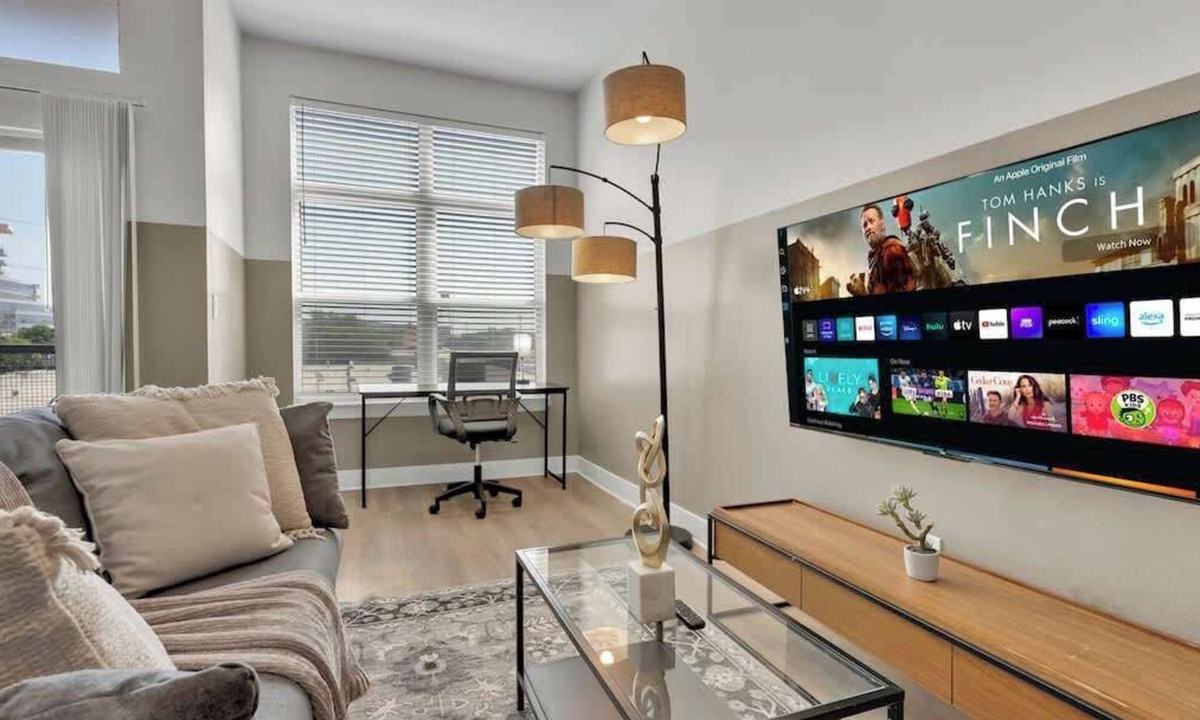 Deep Ellum Apartment | Luxury 1BD | Deep Ellum | Free Parking | Pool+Gym