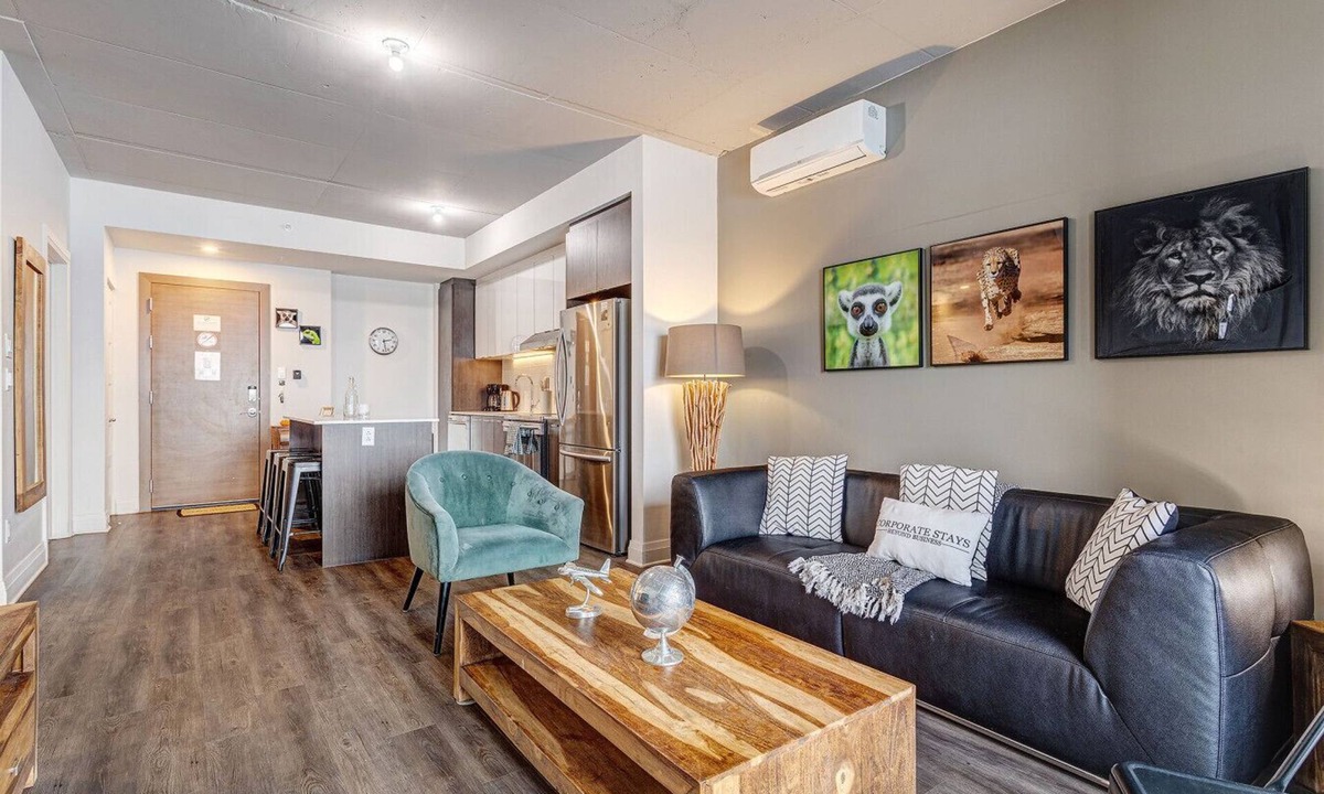 Laval Apartment | Luxury 1BR Apt with Great Views and Gym