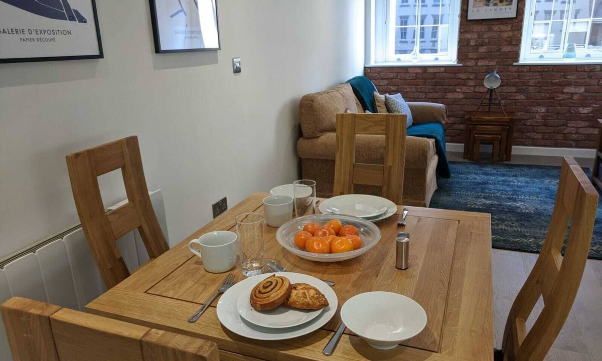 Nottingham City Centre Apartment | *Luxury - 2 Bed * City Centre Location - PARKING