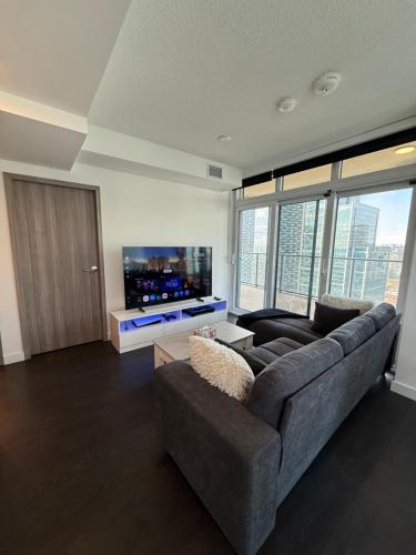 CityPlace Apartment | Luxury 2 Bedroom 2 Baths Condo Downtown Toronto
