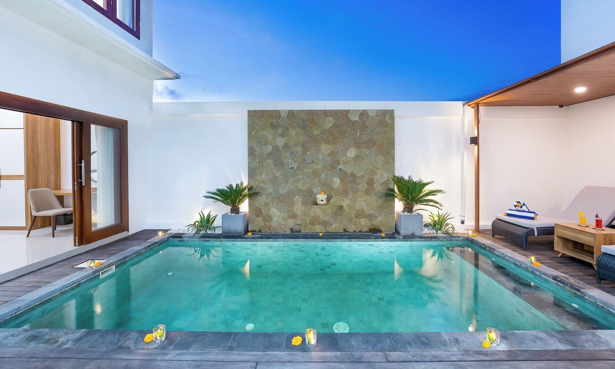 Denpasar Barat Villa | Luxury, 2-Bedroom Villa in Seminyak with Billiard