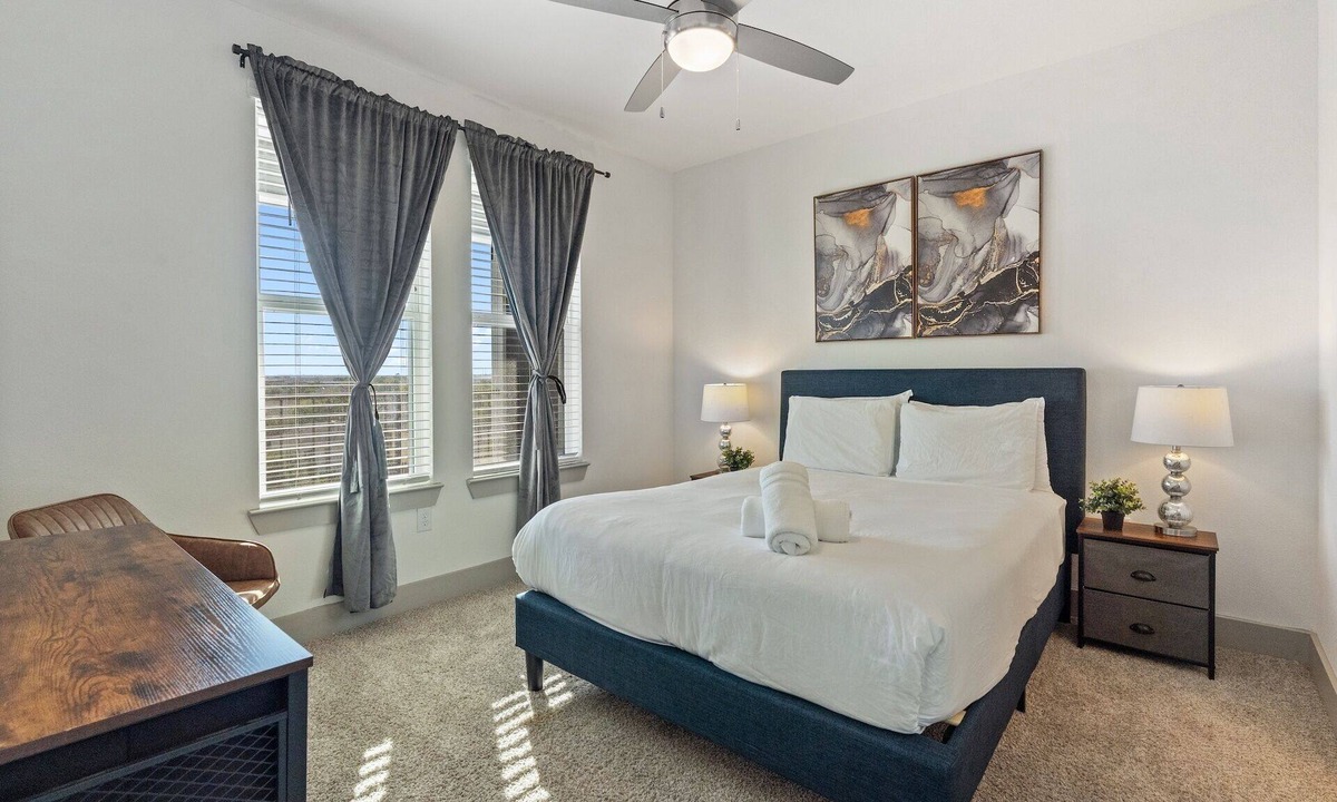 Stony Ridge North Apartment | Luxury 2BD/2BA Next to Airport 3448