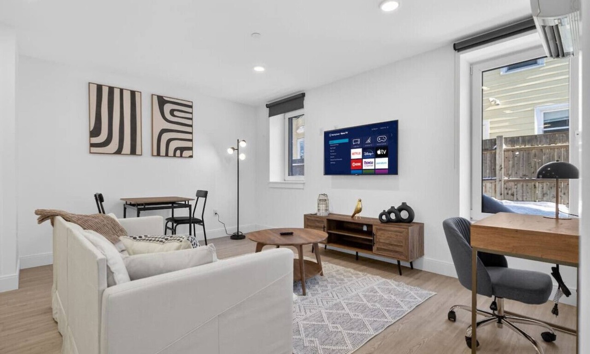 Allston Apartment | Luxury 2BD APT/Boston