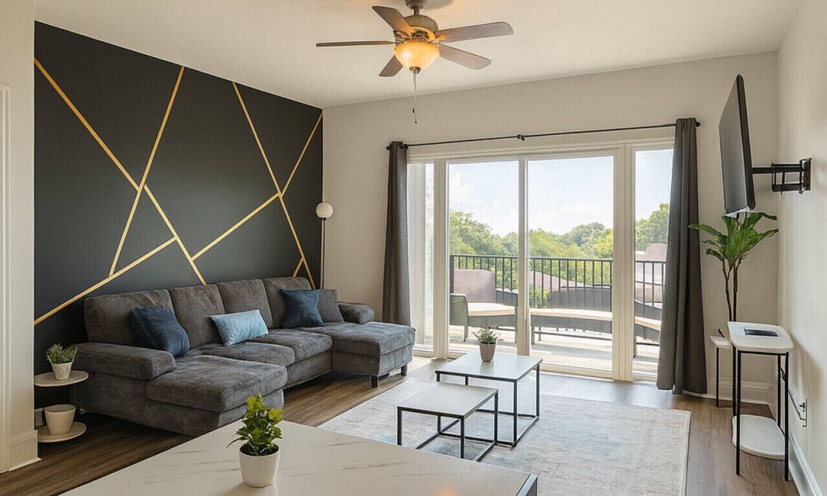 Glen Iris Apartment | 🏙Luxury 2BR Condo | Steps from UAB Campus 05