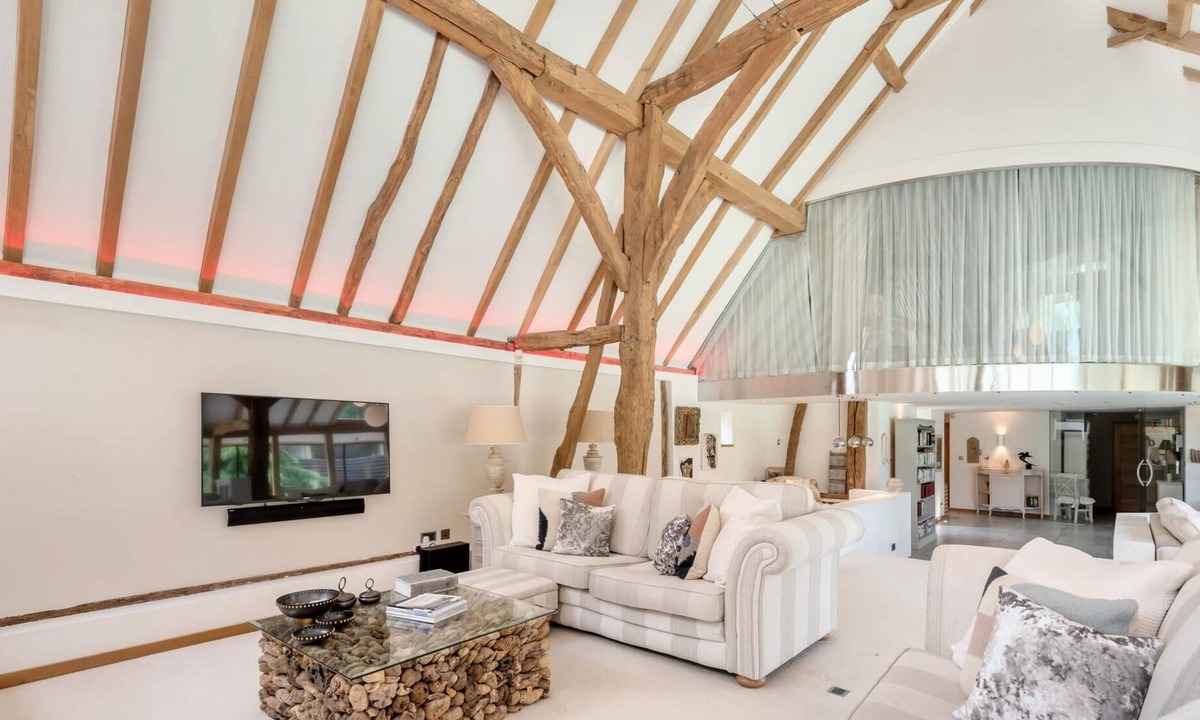 Canterbury Other | Luxury 3 Bedroom Barn Conversion - Canterbury